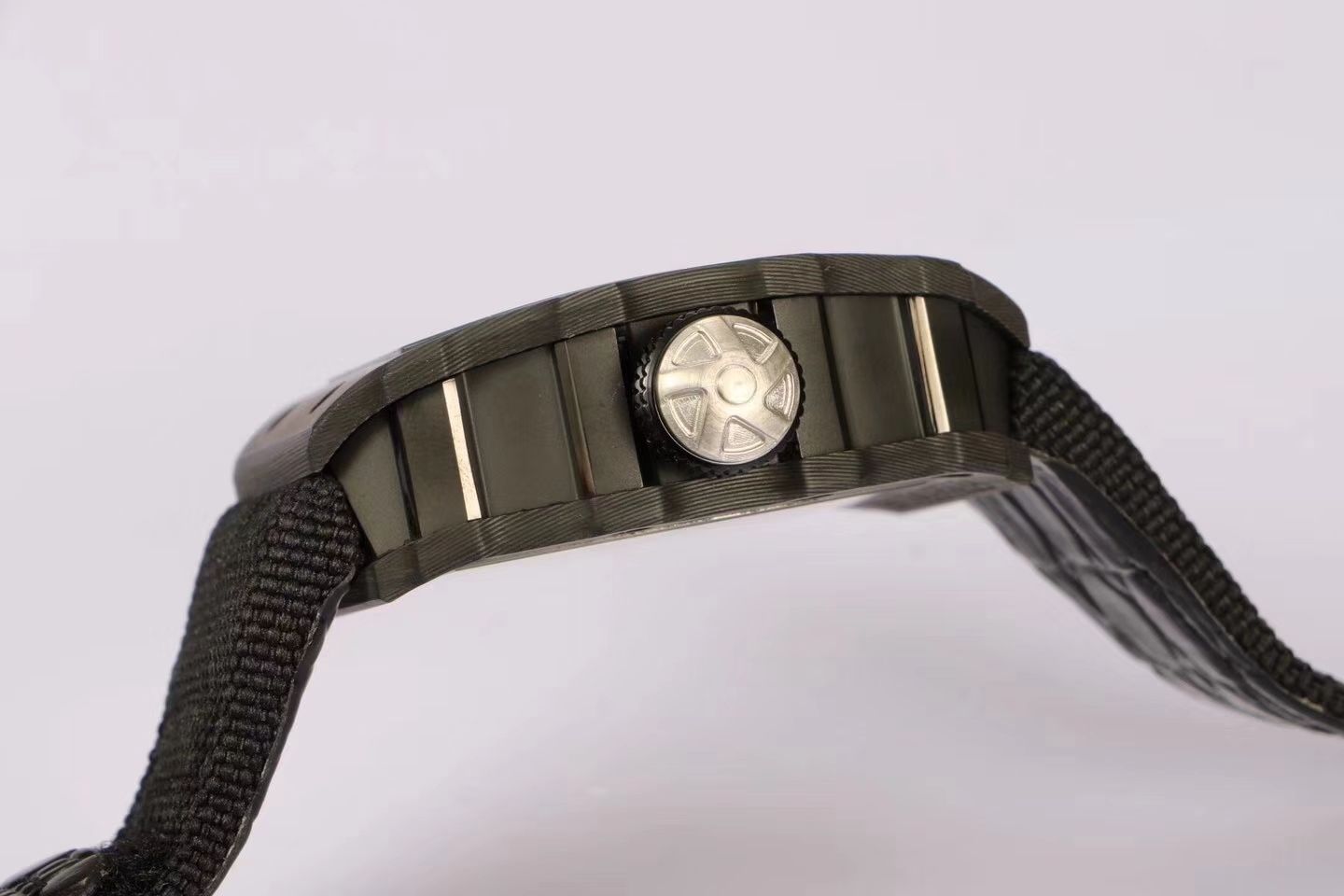 【RICHARD MILLE】RM53-01 这款腕表充满动感与活力 / RM53-01