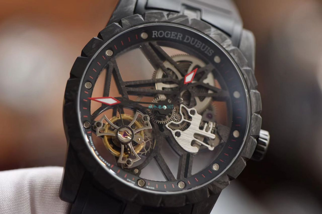 BBR厂罗杰杜彼Roger Dubuis王者系列碳纤维陀飞轮顶级复刻高仿手表DBEX0577腕表 / LJ092