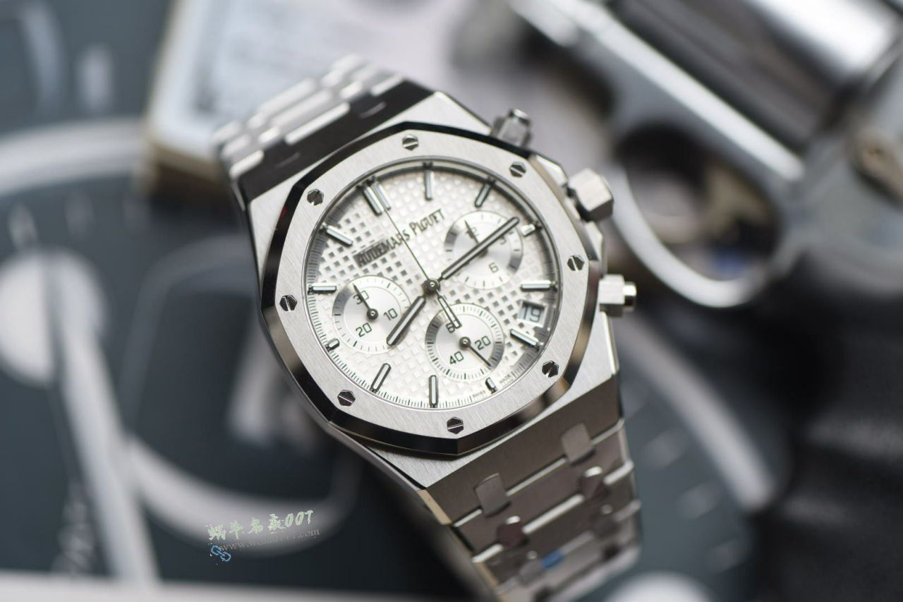 Audemars Piguet爱彼皇家橡树超a复刻高仿26240CE.OO.1225CE.02腕表 / AP299