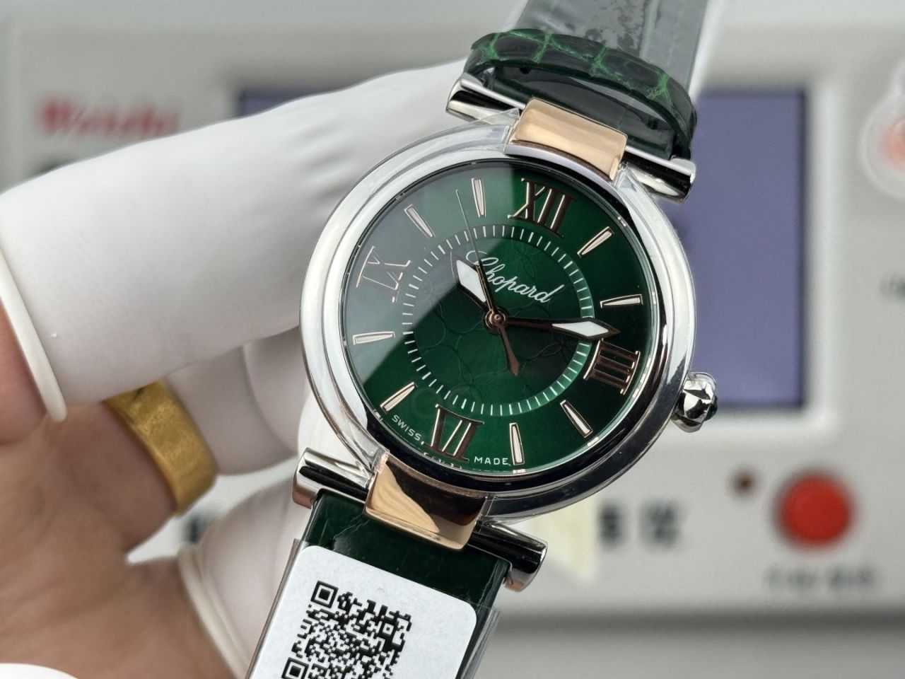 萧邦IMPERIALE系列388563-6015腕表 /  