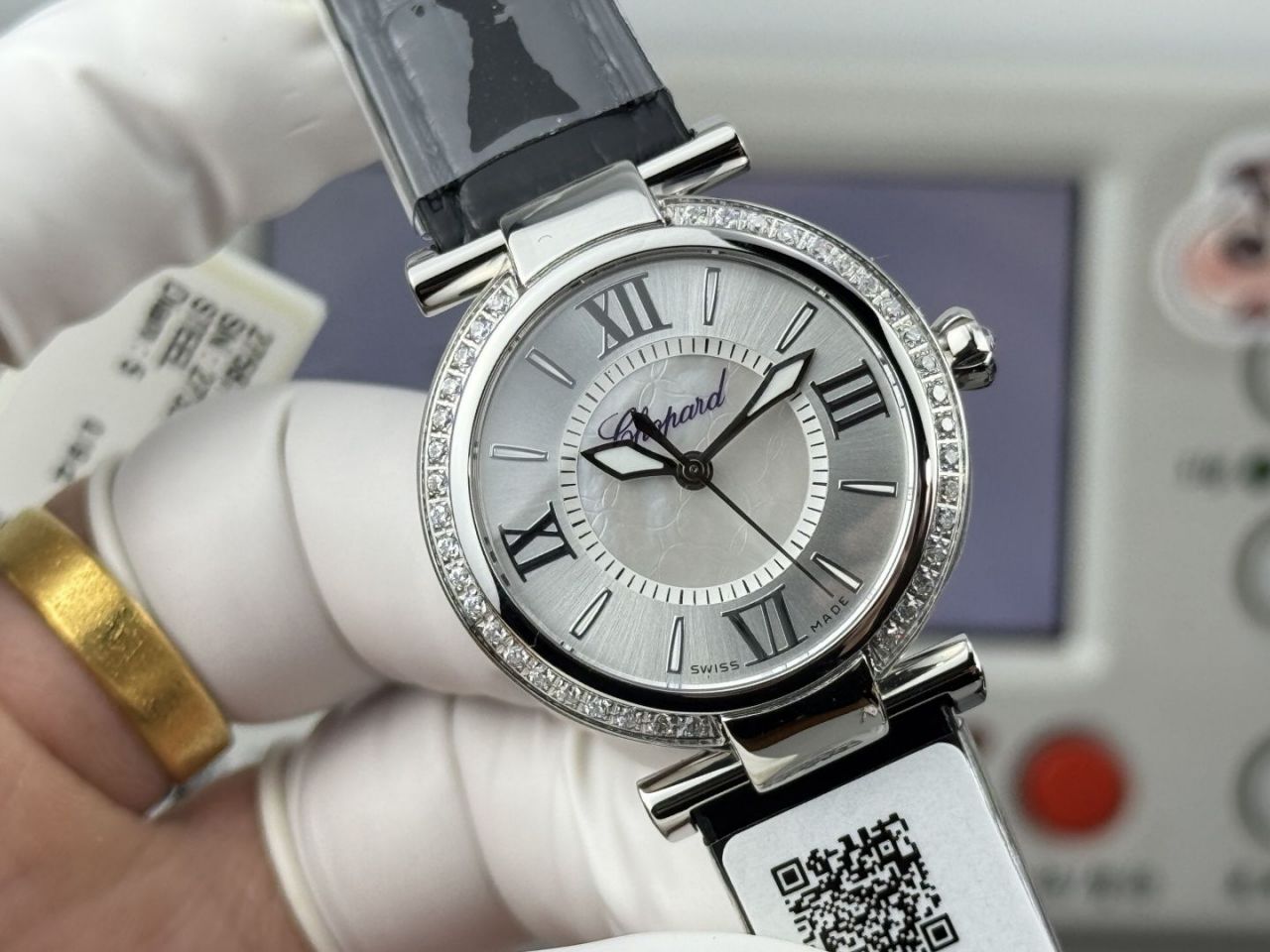 萧邦IMPERIALE系列388563-3007腕表 /  