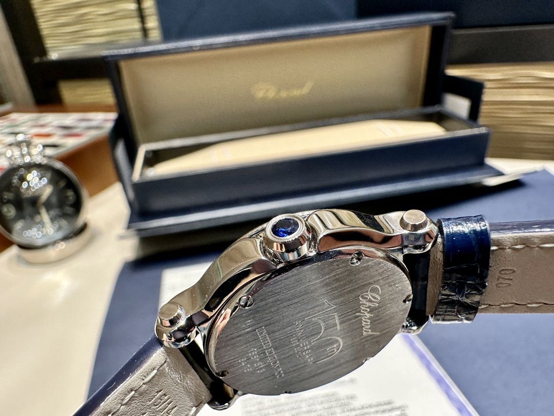 萧邦HAPPY DIAMONDS系列278509-3049腕表 /  