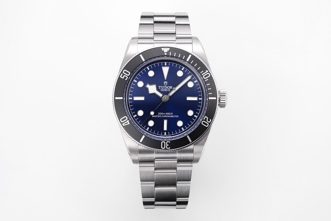 ZF帝舵碧湾系列M7943A1A0NU-0001,M7943A1A0NU-0002腕表 /  