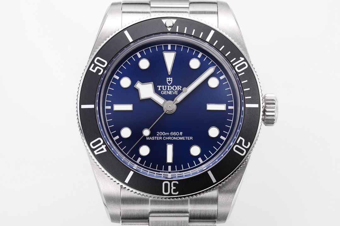 ZF帝舵碧湾系列M7943A1A0NU-0001,M7943A1A0NU-0002腕表 /  