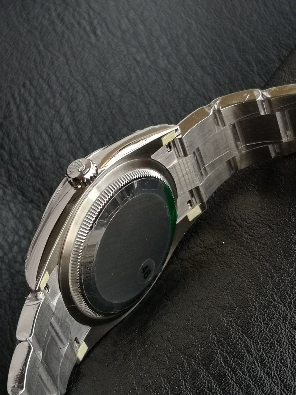 VS劳力士蚝式恒动系列126000-0015腕表 /  