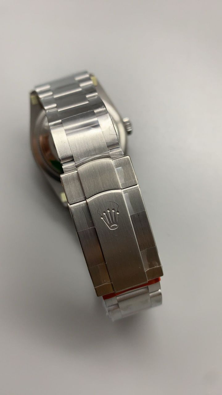 VS劳力士蚝式恒动系列m126000-0006腕表 /  