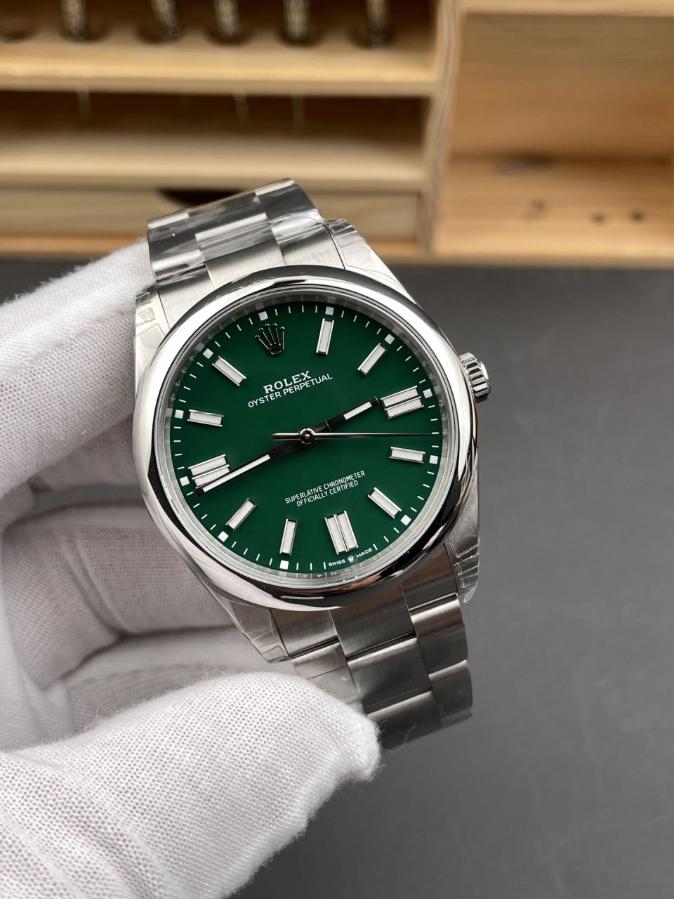 VS劳力士蚝式恒动系列134300-0004腕表 /  