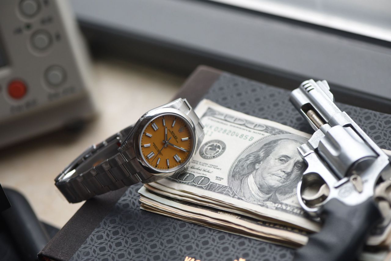 VS劳力士蚝式恒动系列咸蛋黄134300-0007腕表 /  