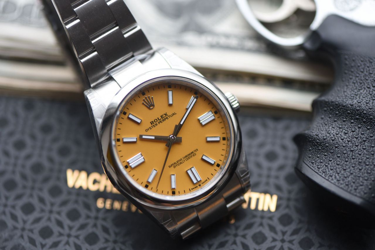 VS劳力士蚝式恒动系列咸蛋黄134300-0007腕表 /  