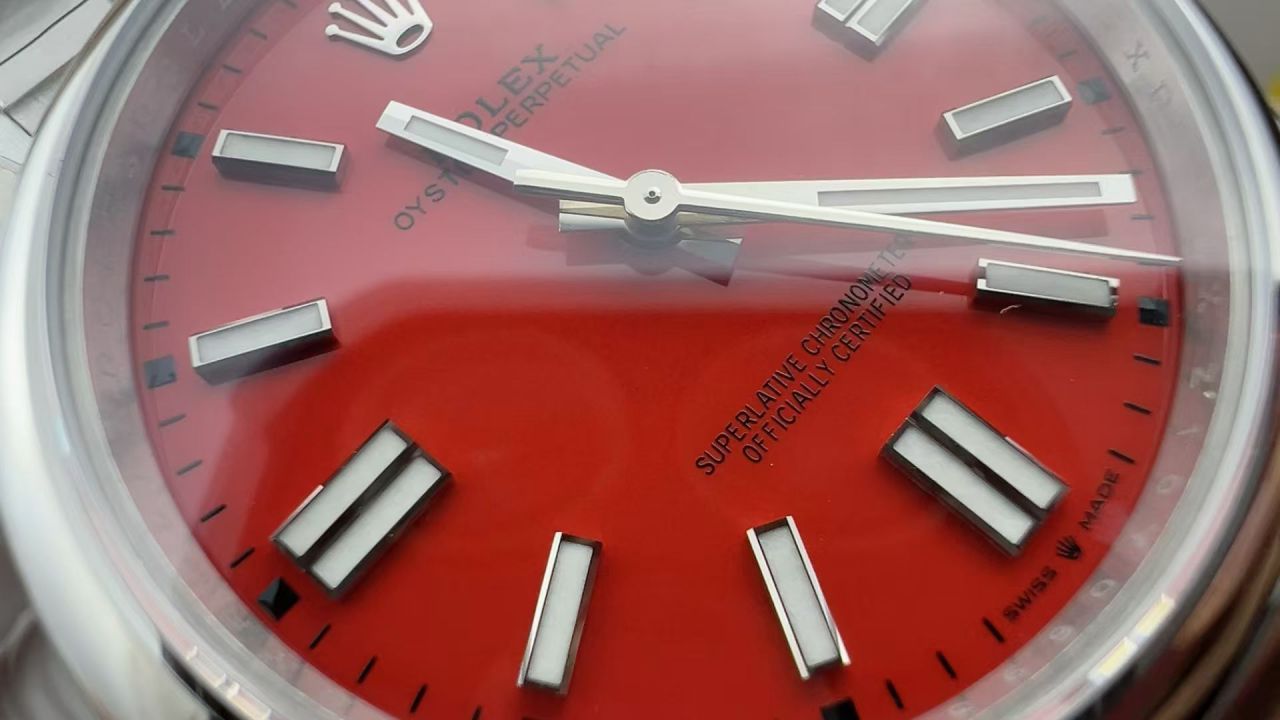 VS劳力士蚝式恒动系列m124300-0007腕表 /  