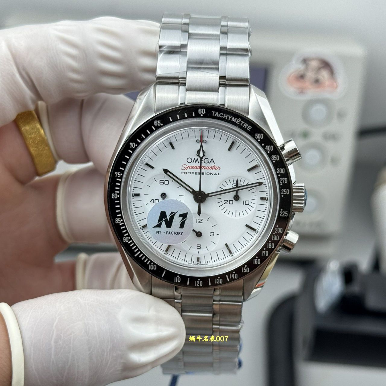 N1欧米茄超霸系列310.30.42.50.04.001腕表(3861白超霸) /  