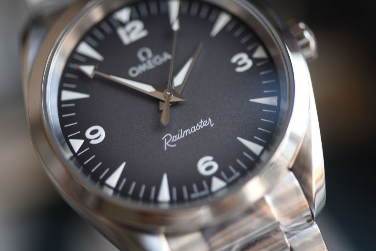 VS铁霸欧米茄海马系列235.10.38.20.06.001腕表 /  