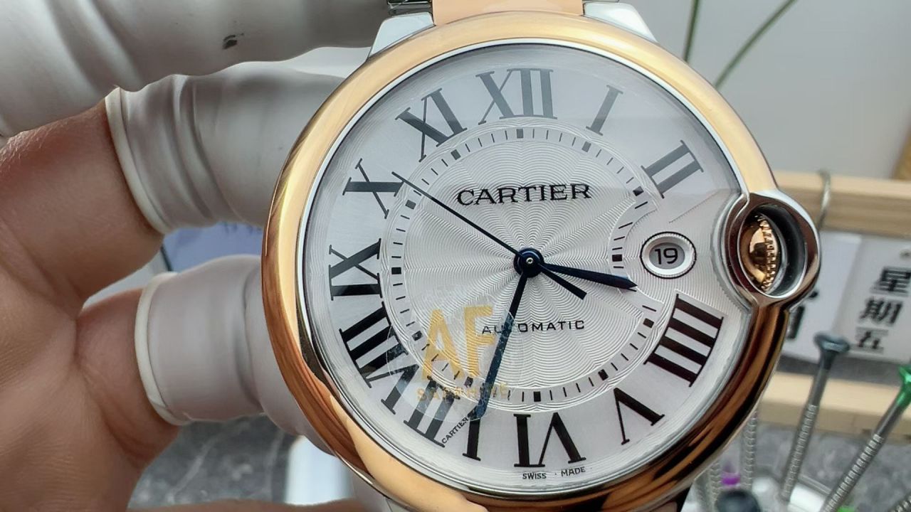 AF卡地亚蓝气球系列W2BB0034腕表 /  