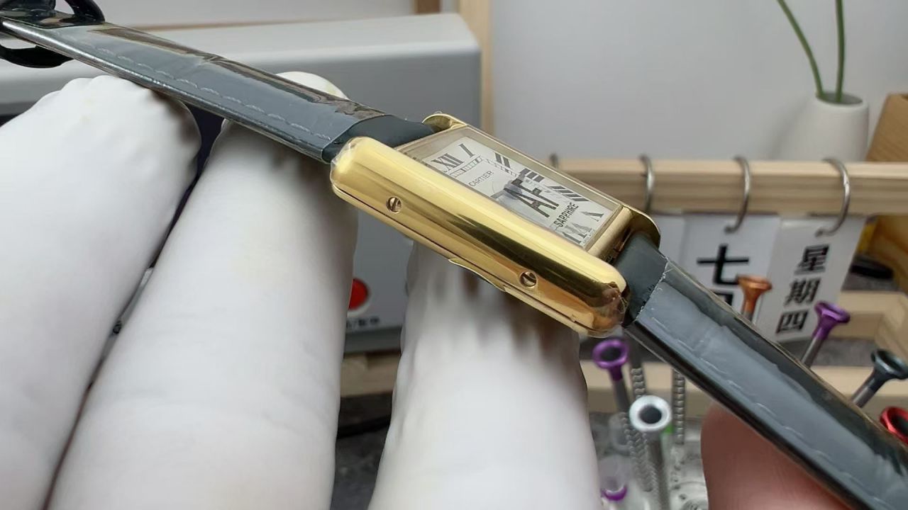 AF小号卡地亚坦克系列WGTA0342腕表 /  