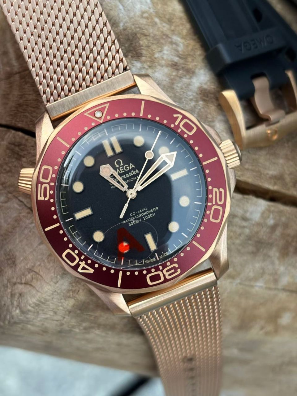 VS欧米茄海马300米210.90.42.20.01.003腕表 /  