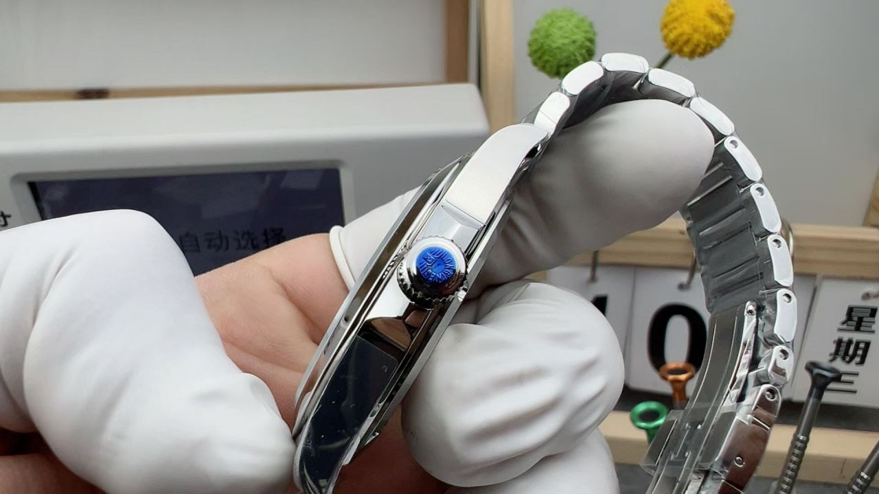 AF浪琴康卡斯悦动L3.830.4.92.6腕表 /  