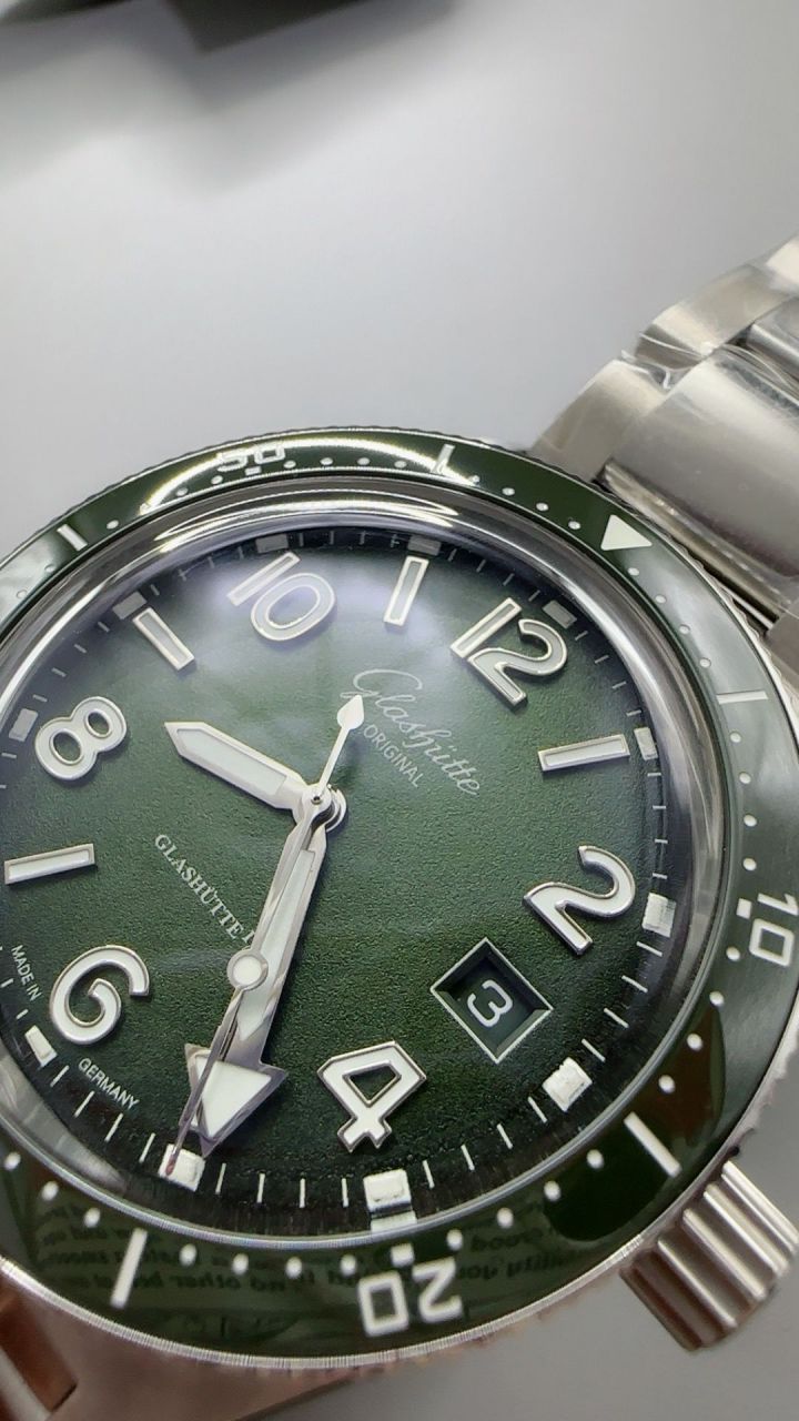 格拉苏蒂原创开拓顶级复刻手表1-39-11-13-83-70腕表 /  