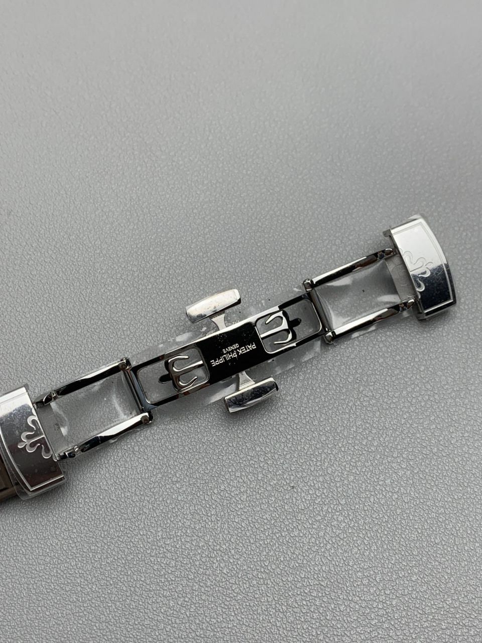 PPF百达翡丽AQUANAUT女手雷石英复刻手表5067A-023腕表 /  