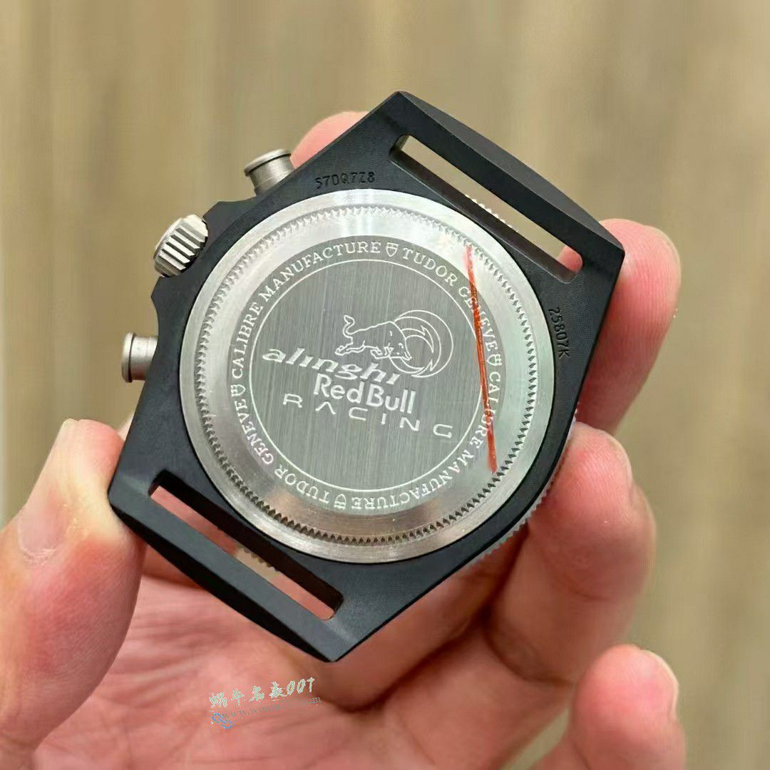 M+帝舵领潜型顶级复刻手表M25807KN-0001腕表 / DT087