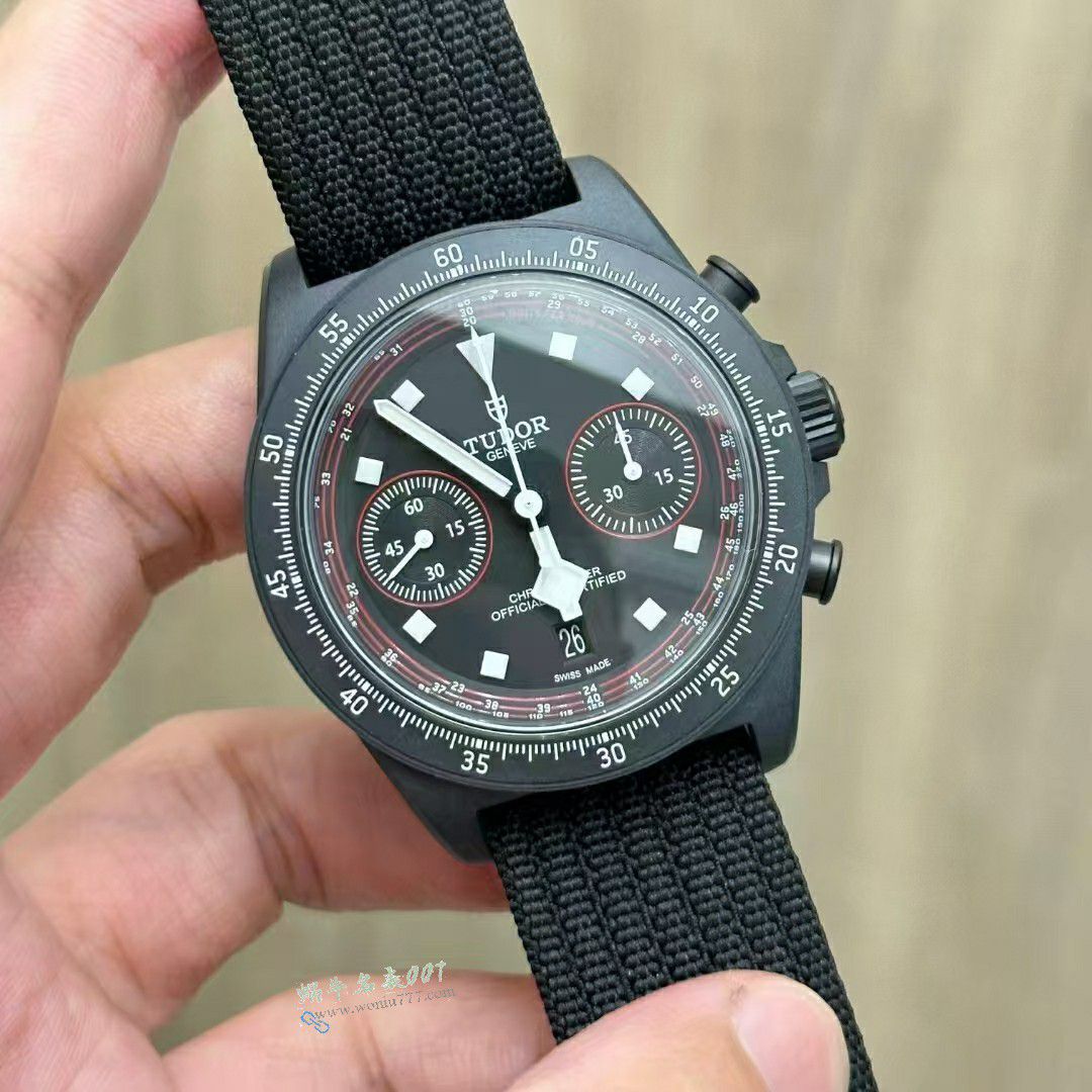 M+帝舵领潜型顶级复刻手表M25807KN-0001腕表 / DT087