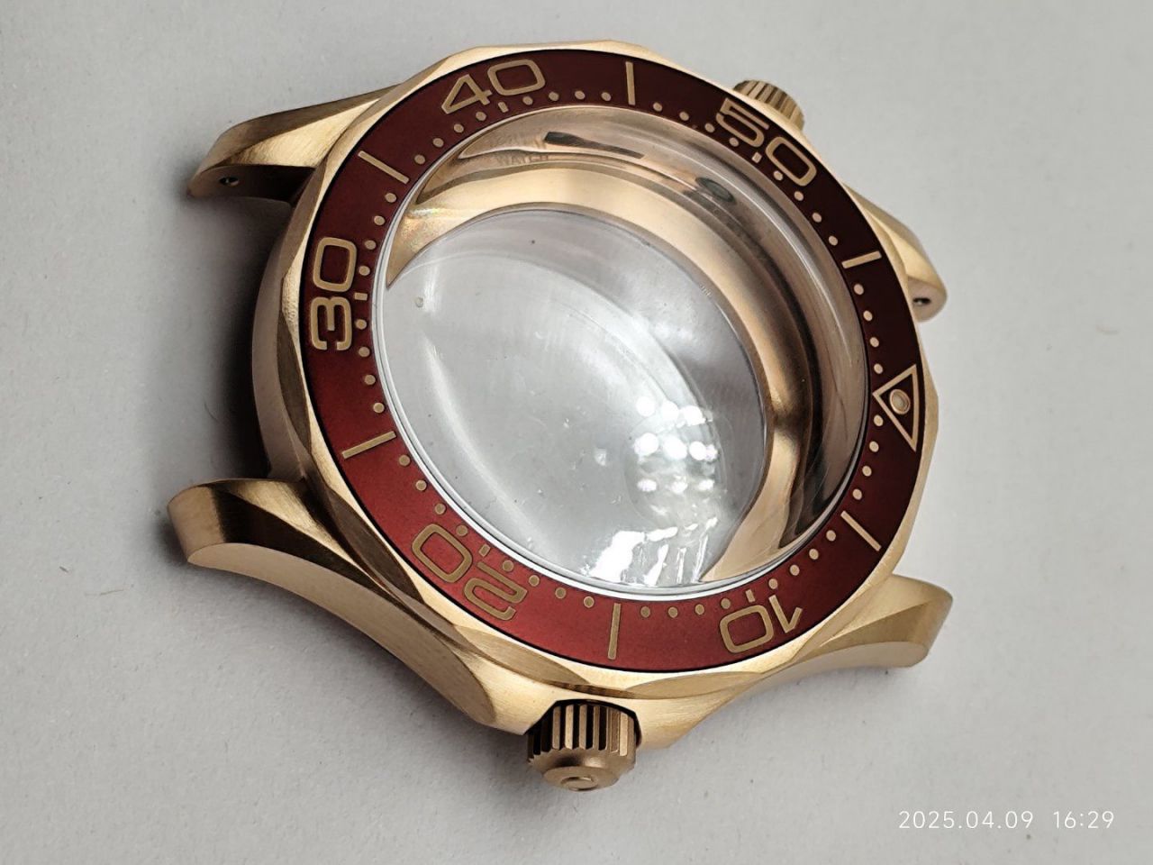 VS欧米茄新品007海马300青铜金一比一复刻手表210.90.42.20.01.003，210.92.42.20.01.003腕表金 / VS820