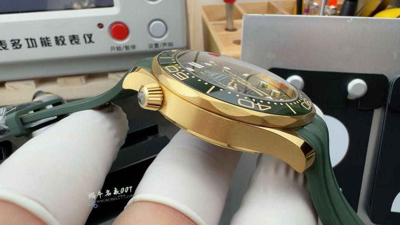 VS欧米茄海马300米青草绿广州复刻手表210.62.42.20.10.001腕表 / VS822