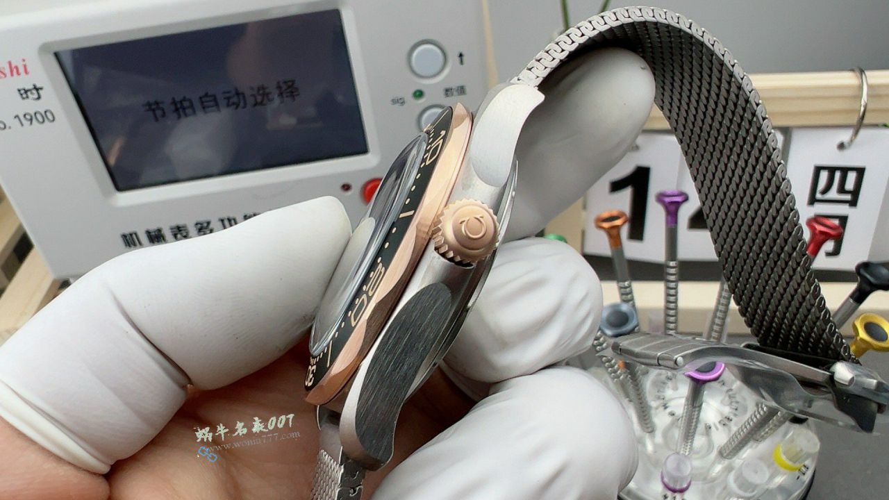 VS欧米茄青铜金绿面007无暇赴死海马300超级复刻手表210.90.42.20.10.001腕表 / VS827