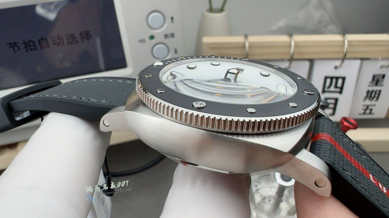 VS厂沛纳海潜行系列顶级复刻手表PAM01579，PAM1579腕表 / VSPAM01579