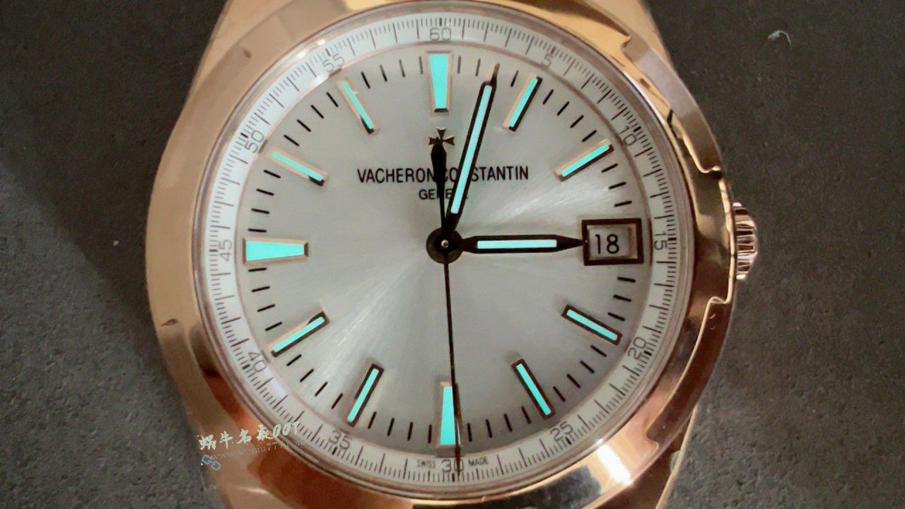 8F江诗丹顿纵横四海复刻手表4500V/000R-B127腕表 / JS279