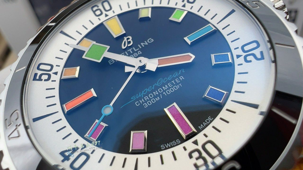 BLS百年灵彩虹超级海洋系列超A高仿手表网站A17375211B2S1腕表 / BL211