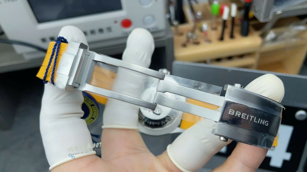 BLS百年灵彩虹超级海洋系列超A高仿手表网站A17375211B2S1腕表 / BL211