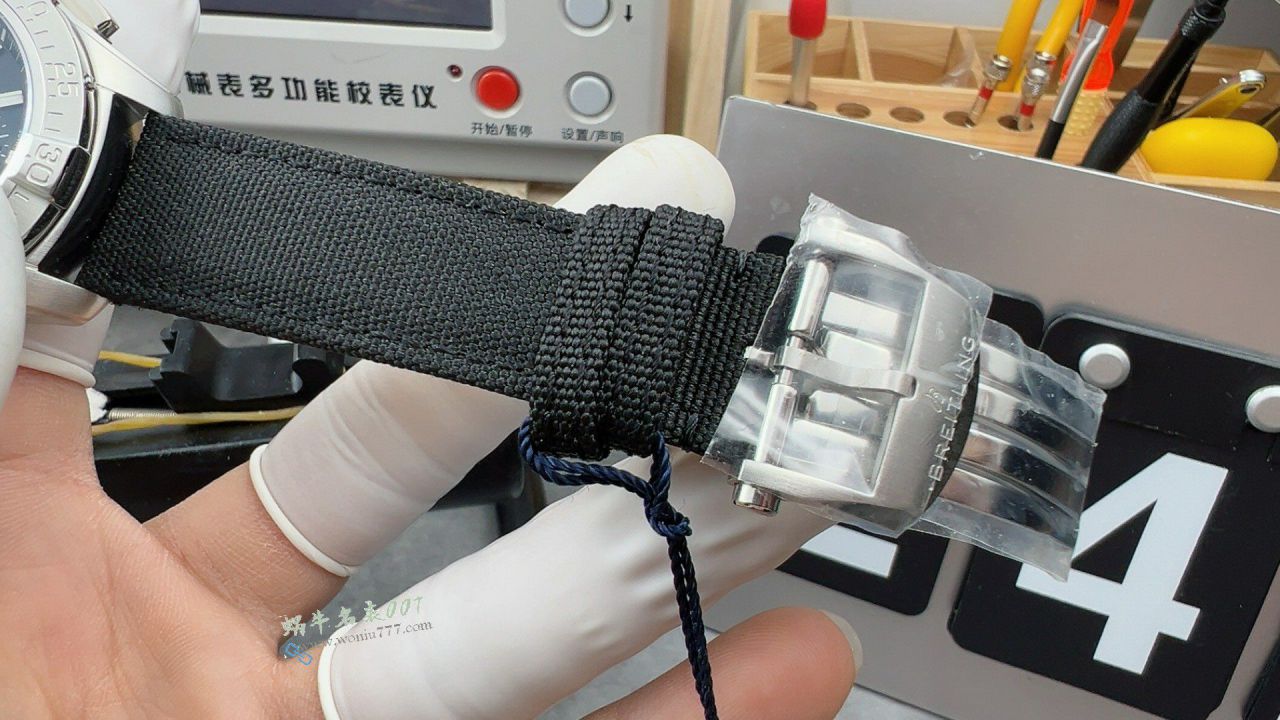 BLS百年灵复仇者复刻手表AB01821A1B1X2腕表 / BL216