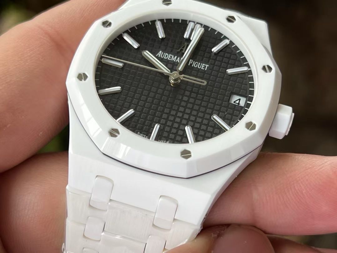 APS新品爱彼cal.4302一体机15500全陶瓷款式手表全新到货 / AP322