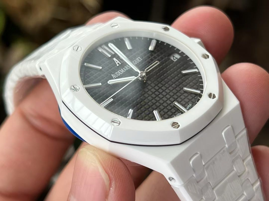 APS新品爱彼cal.4302一体机15500全陶瓷款式手表全新到货 / AP322