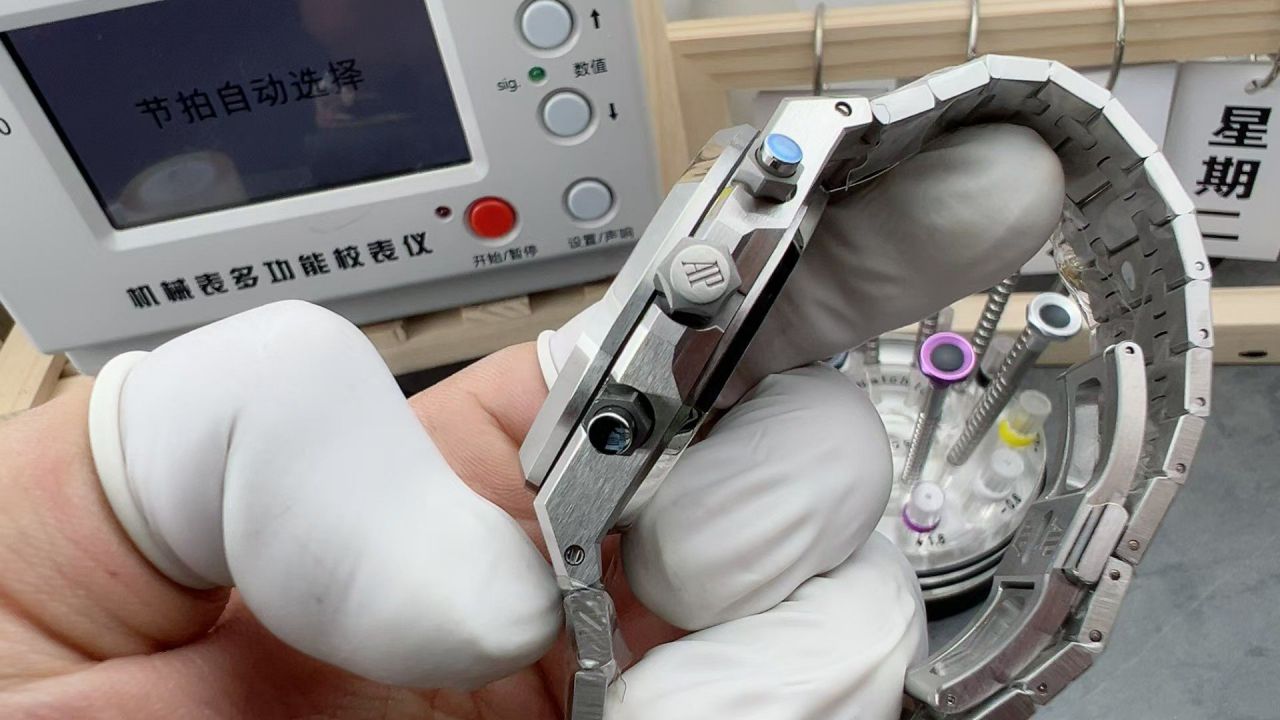 APS厂Audemars Piguet爱彼皇家橡树26240BC.OO.1320BC.01腕表 / AP323