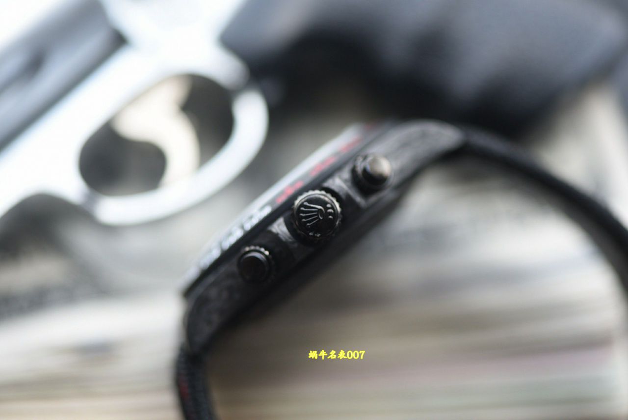 N厂行业最高版本Diw定制版ROLEX劳力士迪通拿全碳纤维壳腕表 / R987