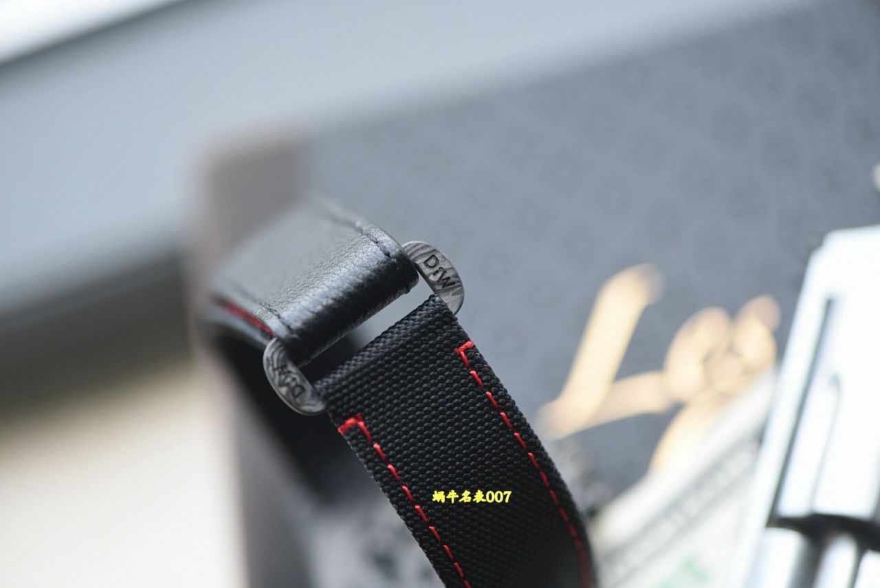 N厂行业最高版本Diw定制版ROLEX劳力士迪通拿全碳纤维壳腕表 / R987