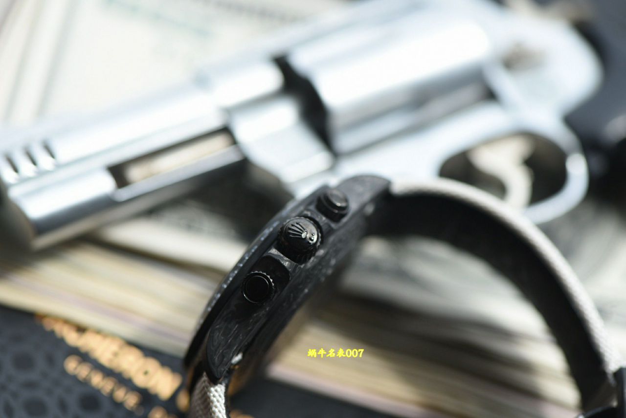 N厂行业最高版本Diw定制版ROLEX劳力士迪通拿全碳纤维壳腕表 / R986