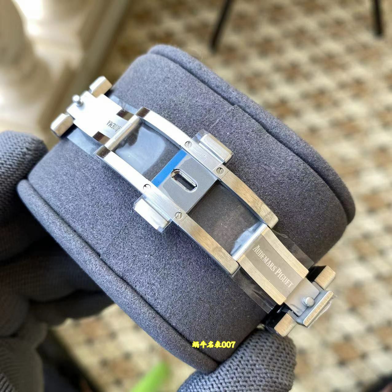 APS爱彼皇家橡树系列万年历26574PT.OO.1220PT.01腕表 / AP330