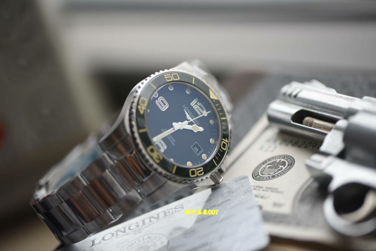 视频评测浪琴康卡斯复刻手表水鬼深绿色陶瓷表圈 / L187