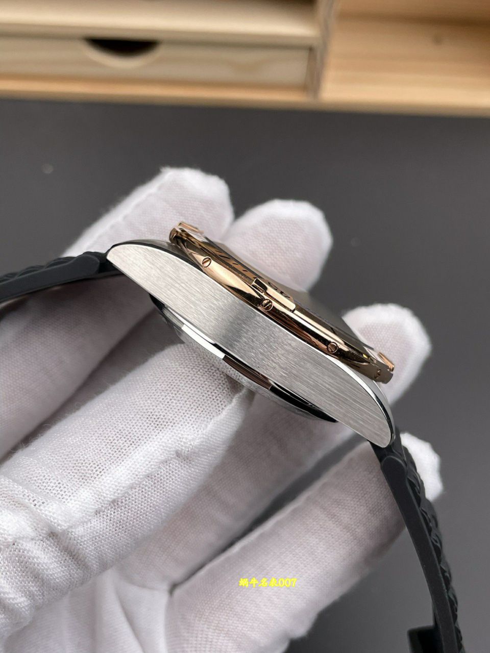 BLS厂百年灵机械计时系列UB0134101B1S1腕表 / BL221