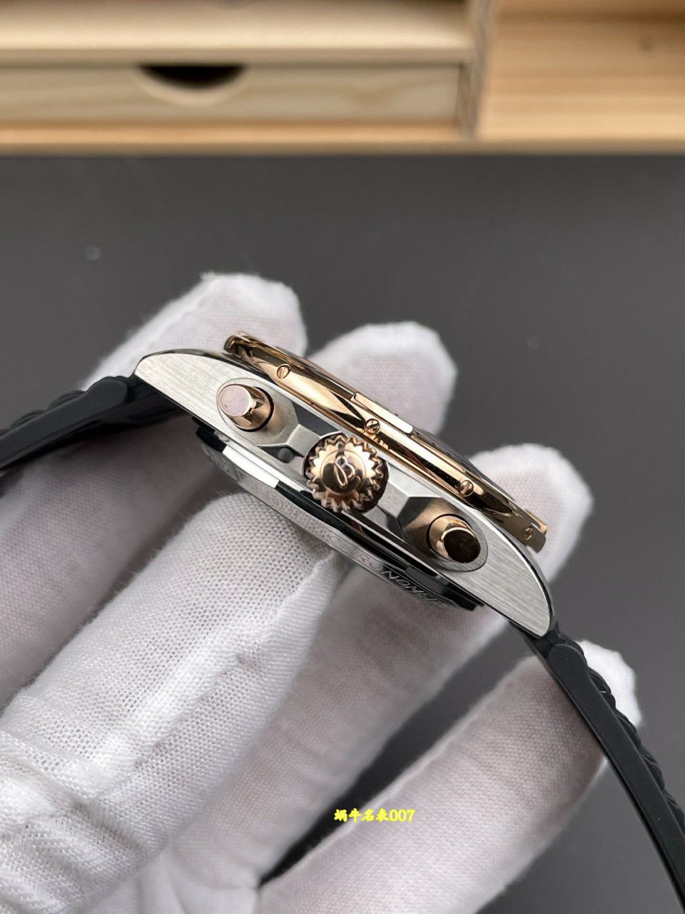 BLS厂百年灵机械计时系列UB0134101B1S1腕表 / BL221