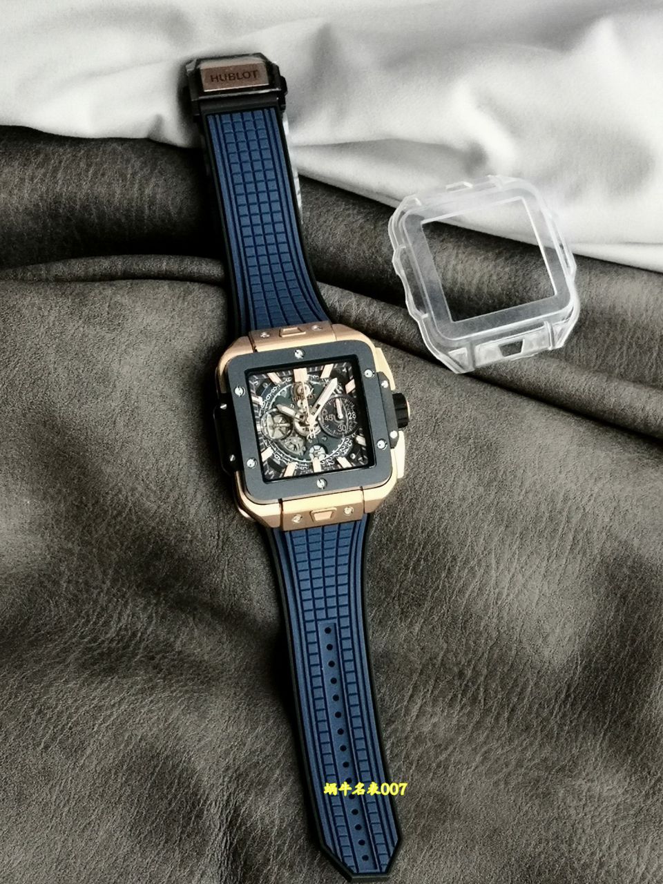 BBF宇舶表SQUARE BANG UNICO系列821.OL.5180.RX腕表 / YB158