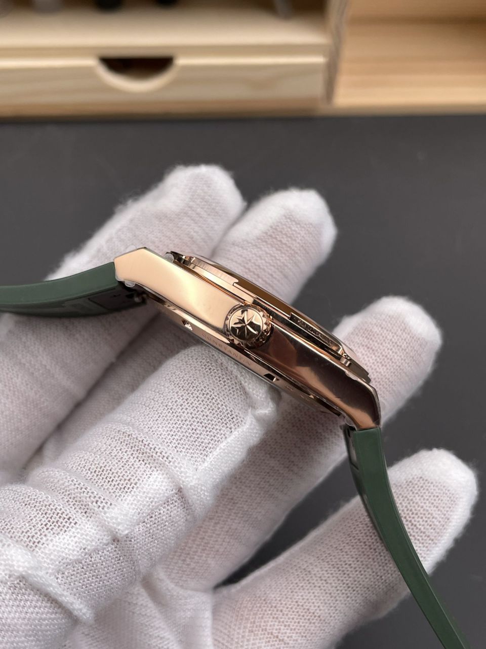 8F江诗丹顿纵横四海系列4520V/210R-B967腕表 / JS281