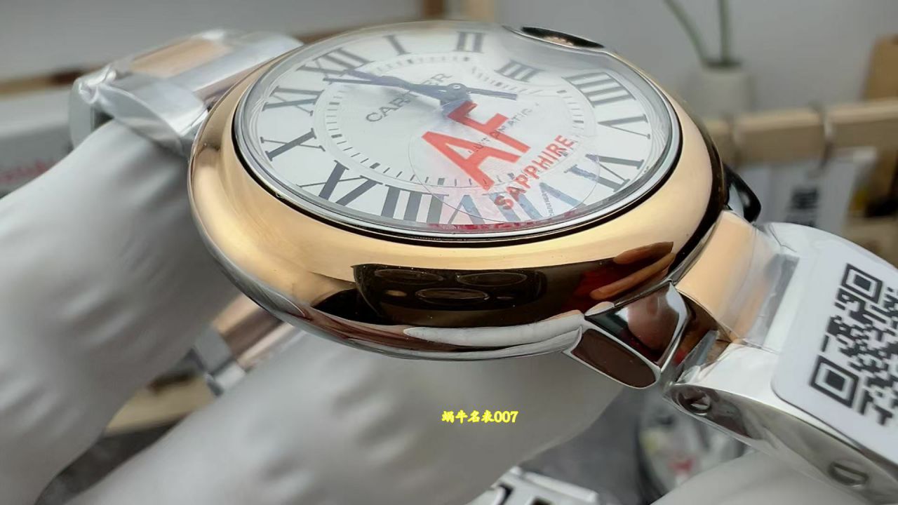 AF厂卡地亚蓝气球33毫米女W2BB0032腕表 / K383