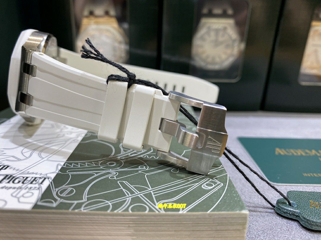 高端稀有品原单品质真钻女表爱彼皇家橡树离岸型系列67540SK.ZZ.A010CA.01腕表 / AP366