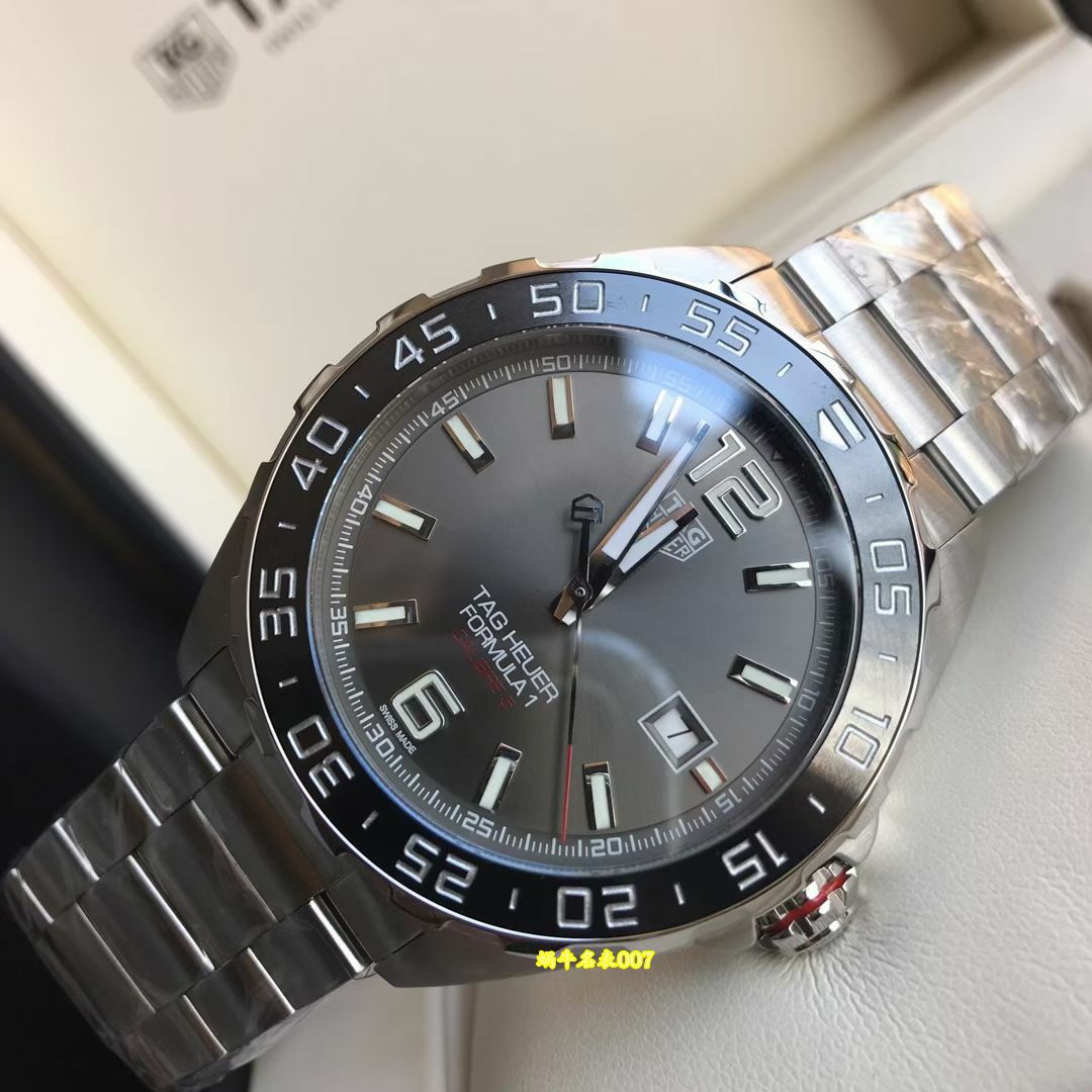 原单泰格豪雅F1系列WAZ2011.BA0842腕表 / TG122