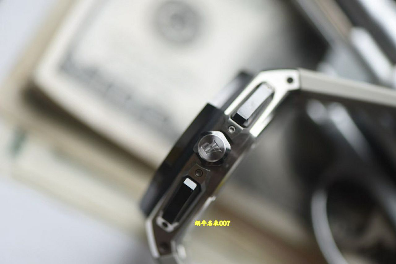 视频评测APS厂爱彼皇家橡树离岸型系列26420SO.OO.A600CA.01和26420SO.OO.A002CA.01腕表 / AP368