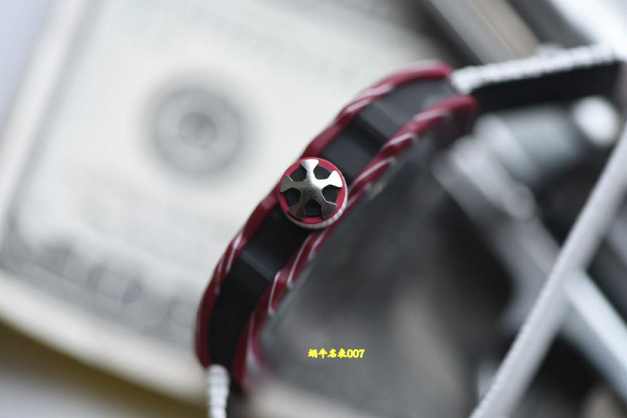 视频评测高端定制RICHARD MILLE 理查德米勒RM67-02 超级版～  紫色 最薄最轻最强卡塔尔 / RM67KATAER