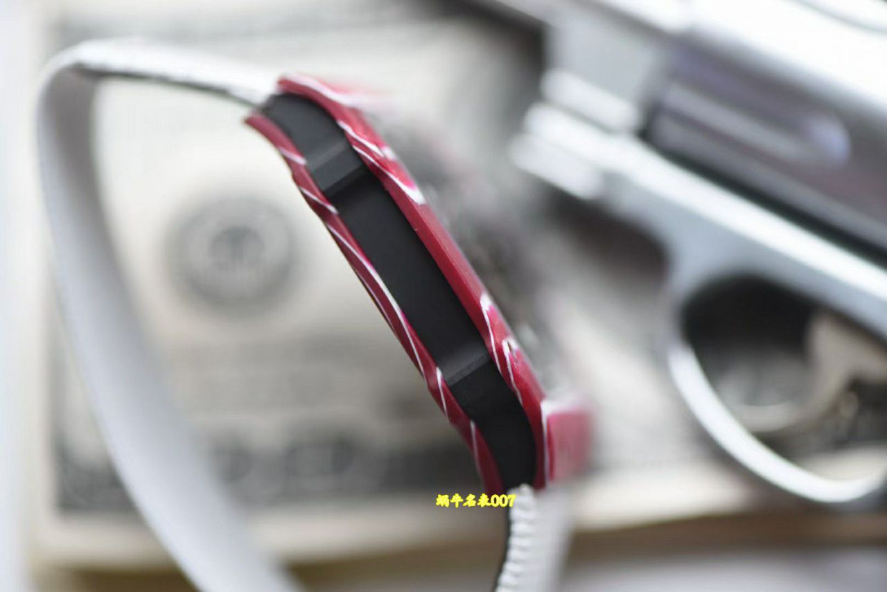 视频评测高端定制RICHARD MILLE 理查德米勒RM67-02 超级版～  紫色 最薄最轻最强卡塔尔 / RM67KATAER